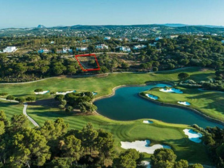 Plot for Sale in Sotogrande, Malaga 2