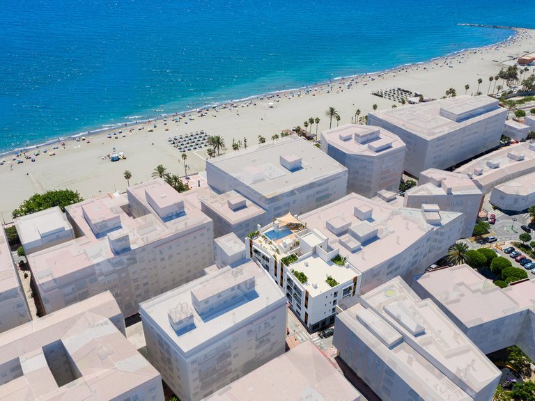 Apartment for  in Estepona, Malaga 7