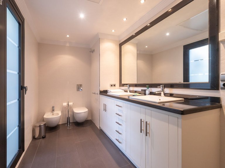 Apartment for Sale in Elviria, Malaga 14