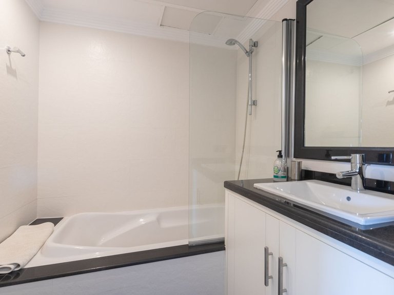 Apartment for Sale in Elviria, Malaga 26