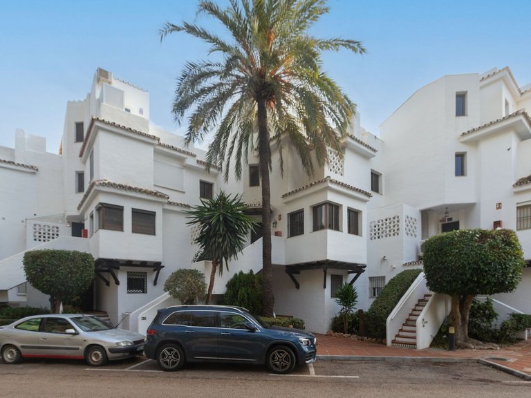 Apartment for Sale in Elviria, Malaga 40