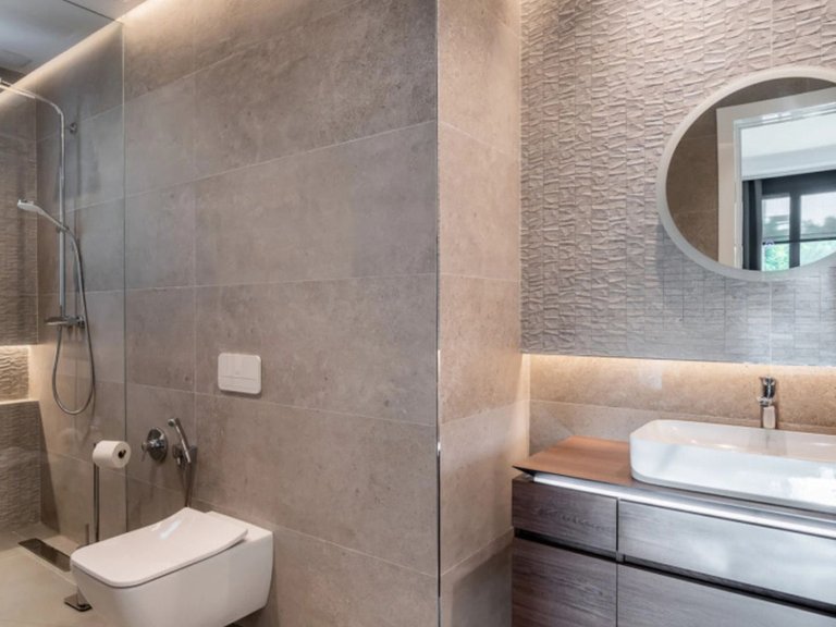 Villa for Sale in The Golden Mile, Malaga 15