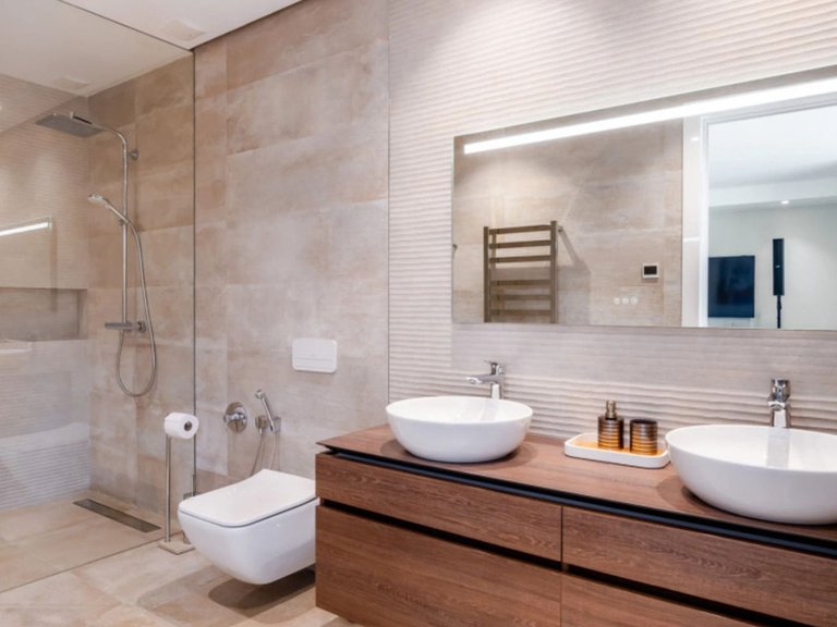 Villa for Sale in The Golden Mile, Malaga 24