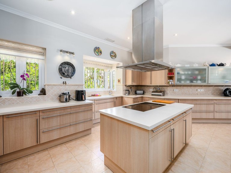 Villa for Sale in Marbella, Malaga 14