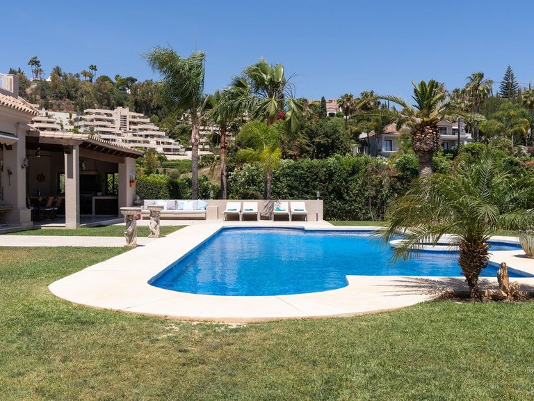 Villa for Sale in Marbella, Malaga 42