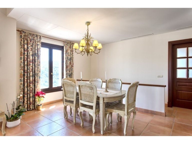 Villa for  in Benahavís, Malaga 11