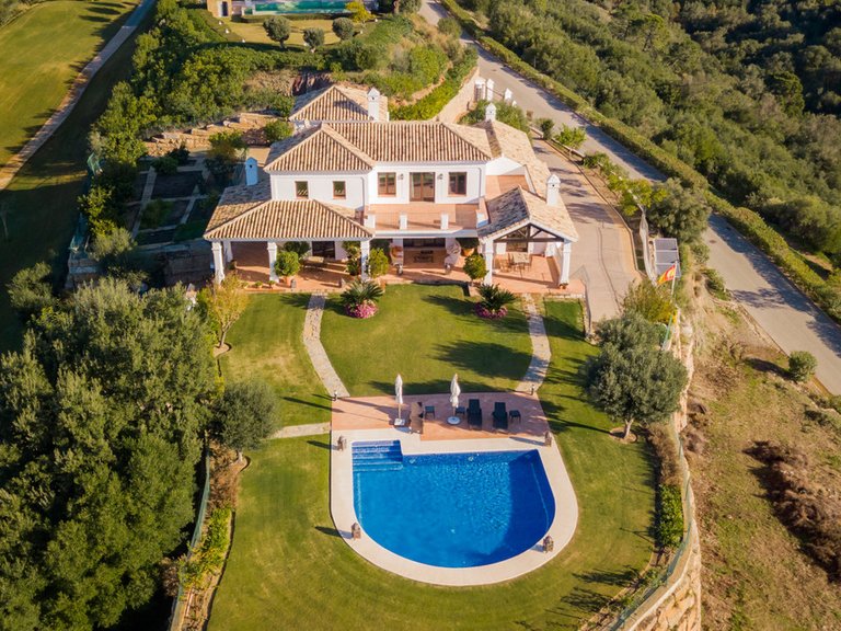 Villa for  in Benahavís, Malaga 2