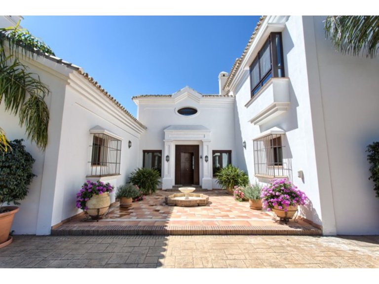 Villa for  in Benahavís, Malaga 36