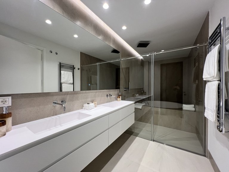 Apartment for Sale in Costa del Sol Estepona, Malaga 23