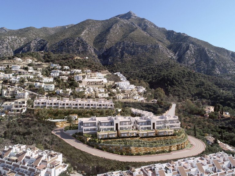 Town House for Sale in Inland Istán, Malaga 15