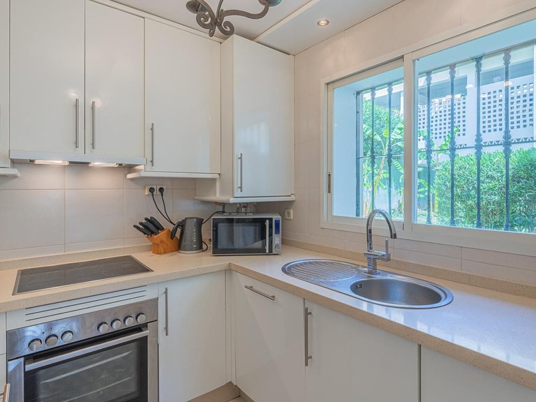 Apartment for Sale in La Quinta, Malaga 12