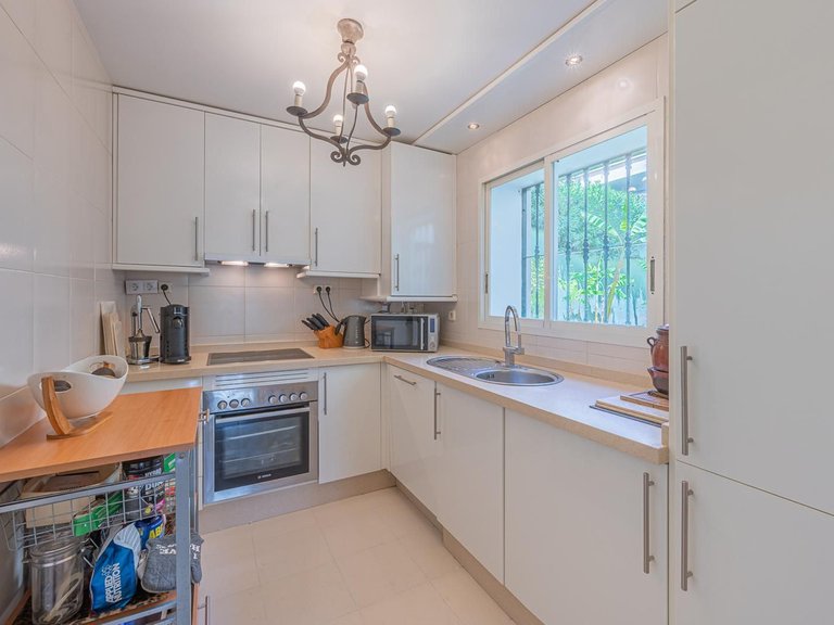 Apartment for Sale in La Quinta, Malaga 4