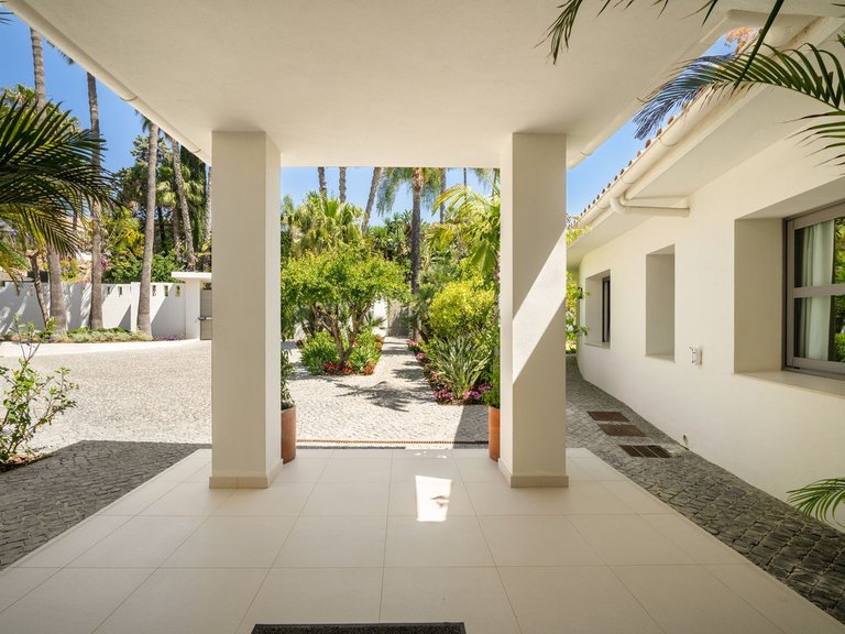 Apartment for Sale in Costa del Sol Nueva Andalucía, Malaga 12