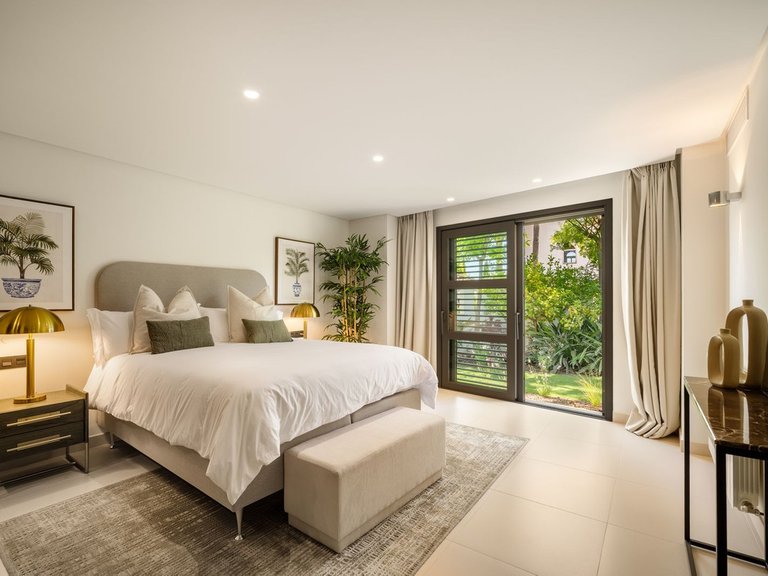 Apartment for Sale in Costa del Sol Nueva Andalucía, Malaga 27