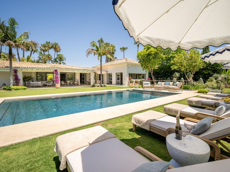 Apartment for Sale in Costa del Sol Nueva Andalucía, Malaga 38