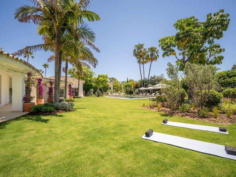 Apartment for Sale in Costa del Sol Nueva Andalucía, Malaga 41