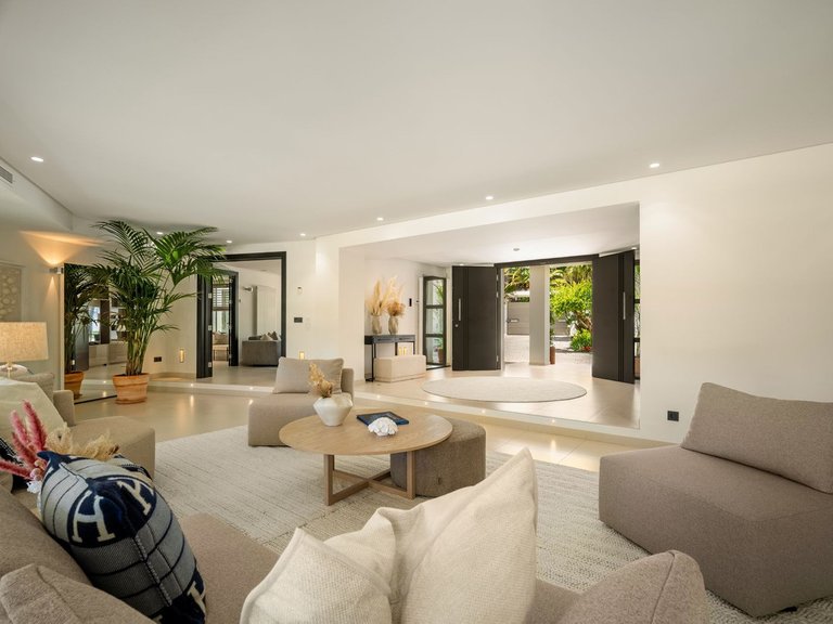 Apartment for Sale in Costa del Sol Nueva Andalucía, Malaga 43