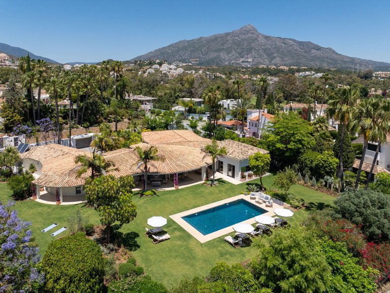 Apartment for Sale in Costa del Sol Nueva Andalucía, Malaga 48
