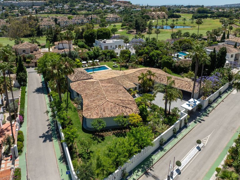 Apartment for Sale in Costa del Sol Nueva Andalucía, Malaga 49
