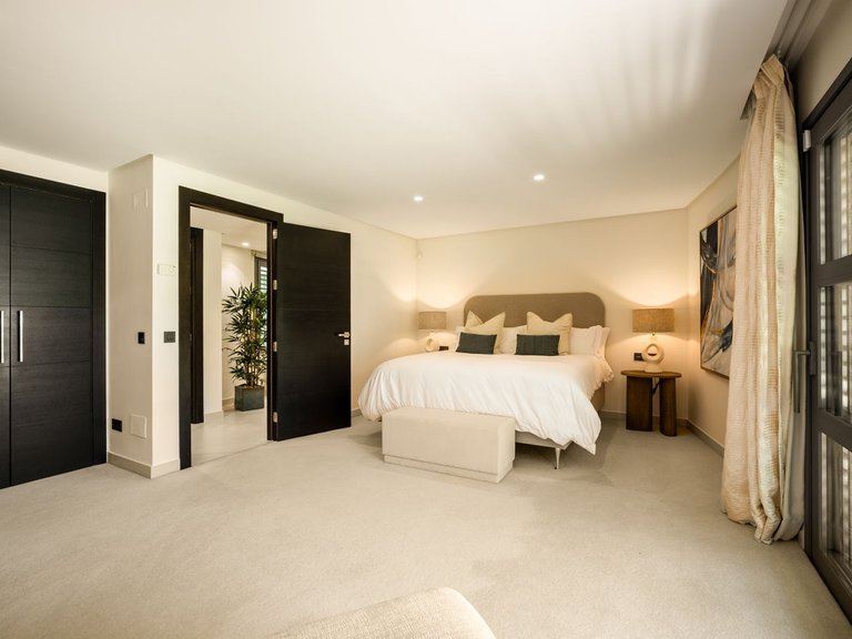 Apartment for Sale in Costa del Sol Nueva Andalucía, Malaga 7