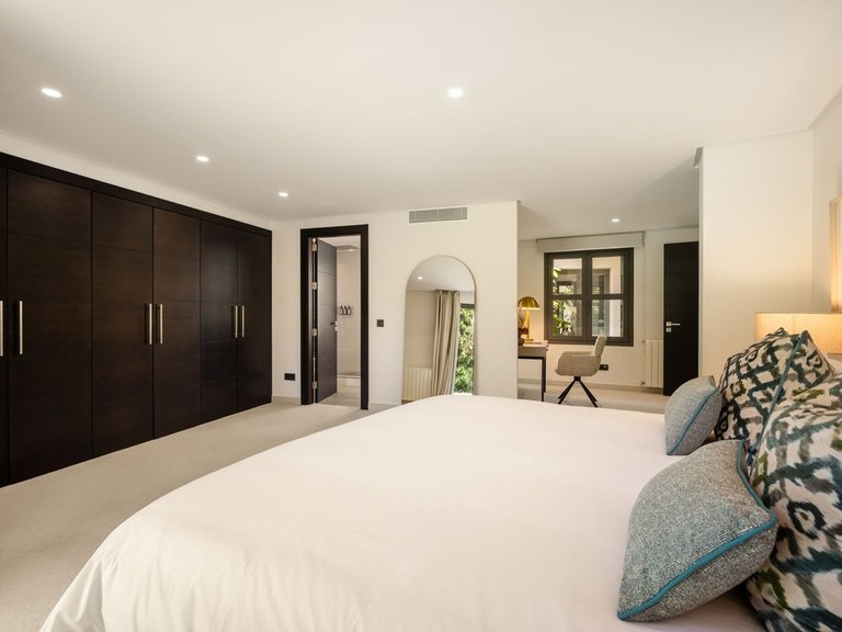 Apartment for Sale in Costa del Sol Nueva Andalucía, Malaga 9