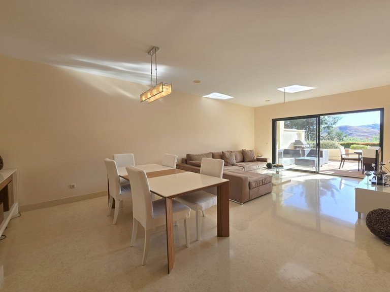 Apartment for Sale in Benahavís, Malaga 7