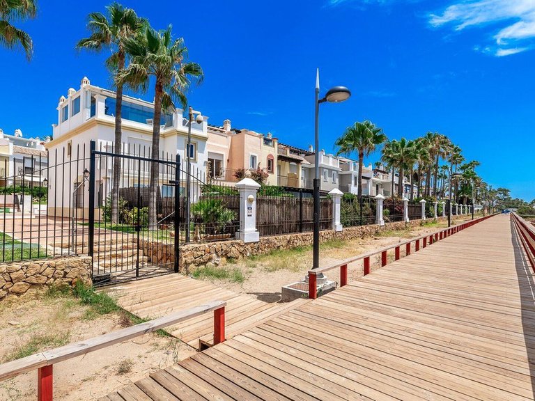Town House for Sale in Bahía De Marbella, Malaga 10