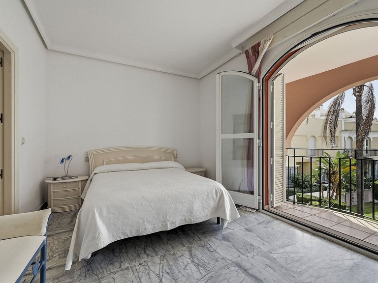 Town House for Sale in Bahía De Marbella, Malaga 13