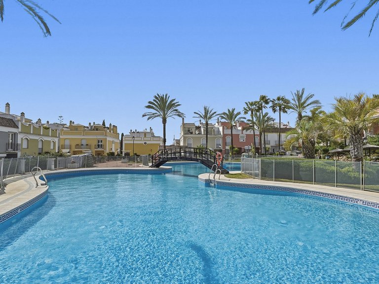 Town House for Sale in Bahía De Marbella, Malaga 28