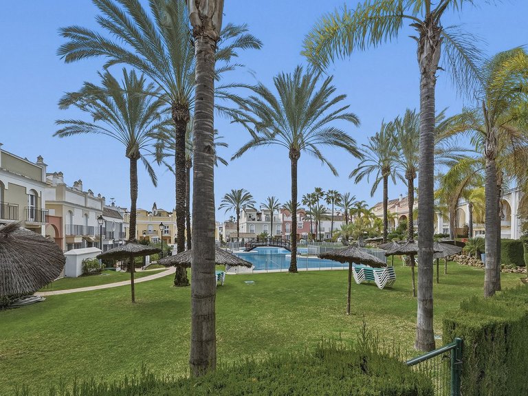 Town House for Sale in Bahía De Marbella, Malaga 5
