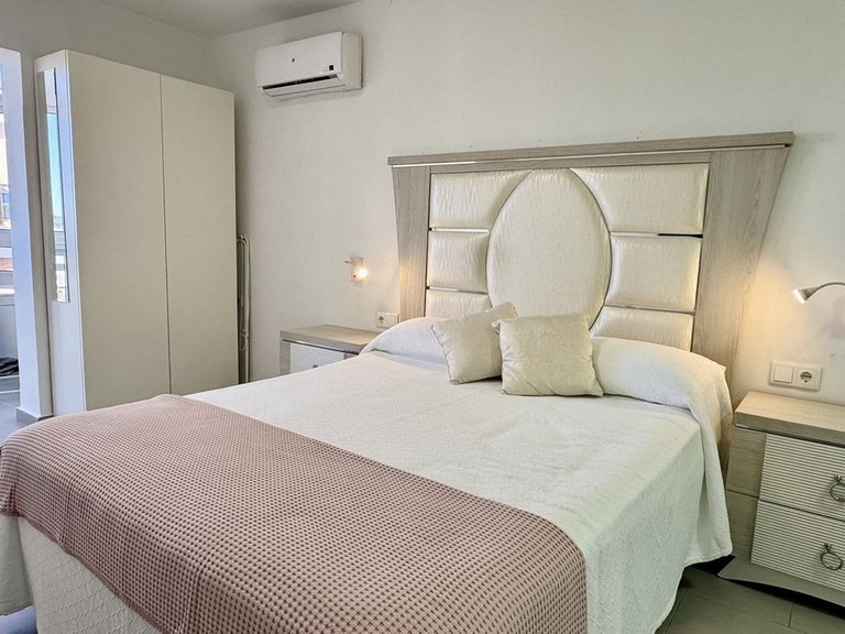 Apartment for Sale in Arroyo De La Miel, Malaga 24