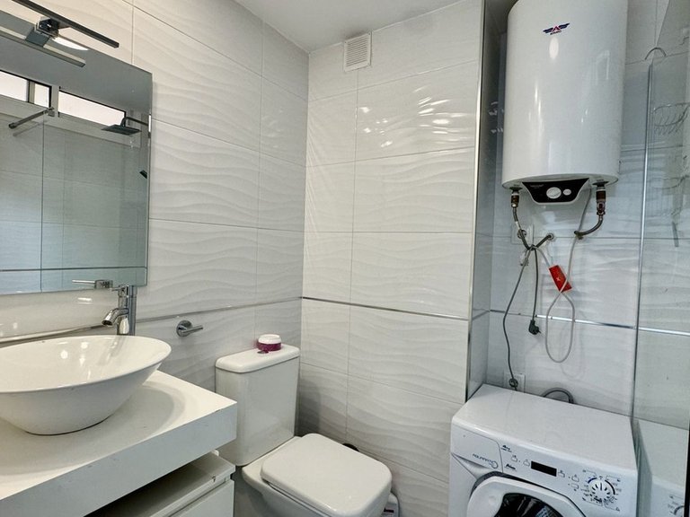 Apartment for Sale in Arroyo De La Miel, Malaga 6