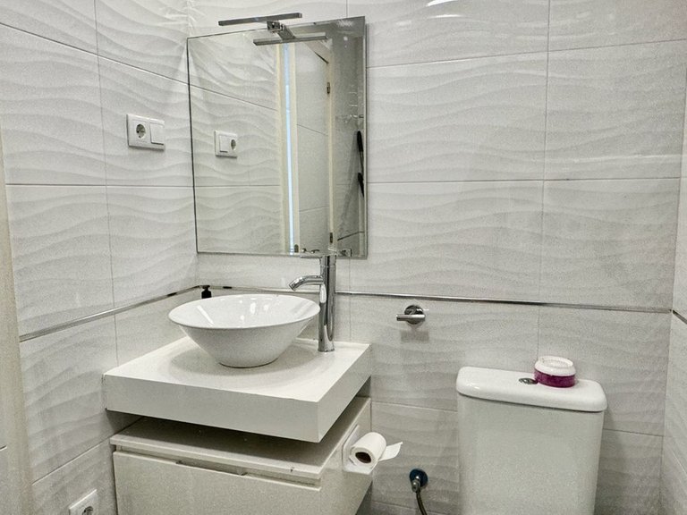 Apartment for Sale in Arroyo De La Miel, Malaga 7