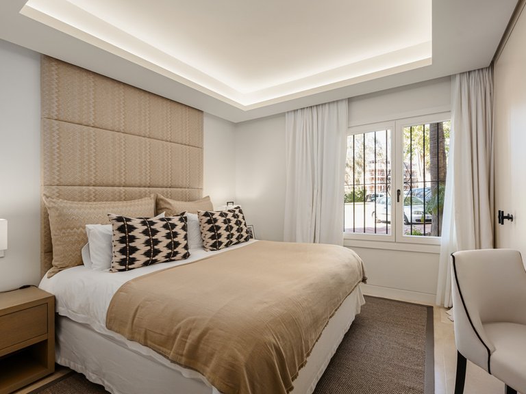 Apartment for Sale in Costa del Sol The Golden Mile, Malaga 12