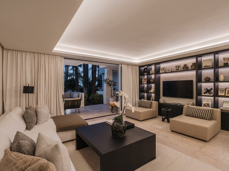 Apartment for Sale in Costa del Sol The Golden Mile, Malaga 22