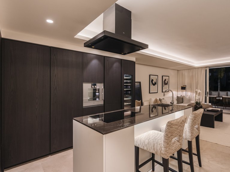 Apartment for Sale in Costa del Sol The Golden Mile, Malaga 23