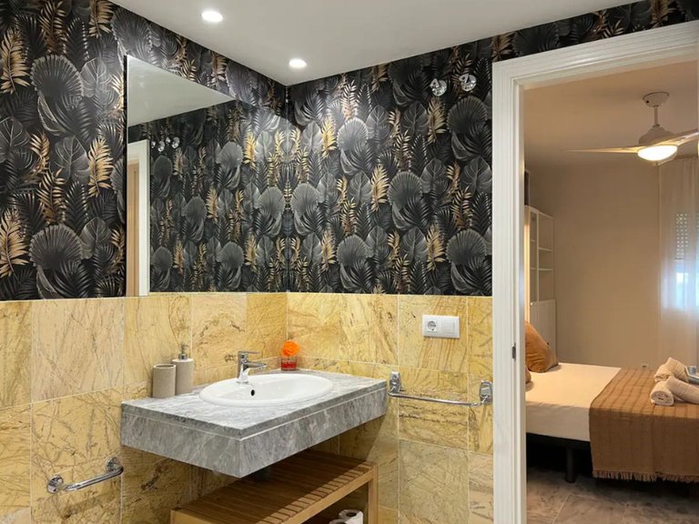 Apartment for Sale in Nueva Andalucía, Malaga 16