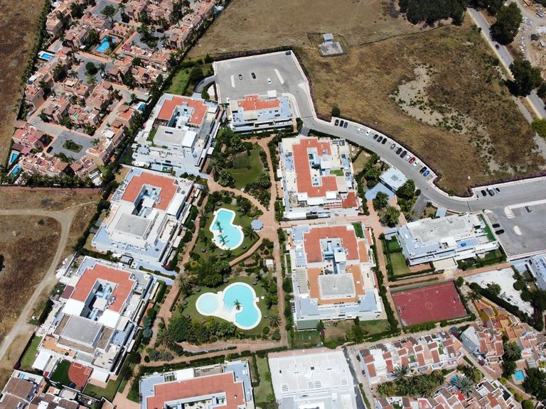 Apartment for Sale in Nueva Andalucía, Malaga 28