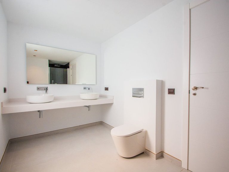 Villa for Sale in Inland La Mairena, Malaga 15