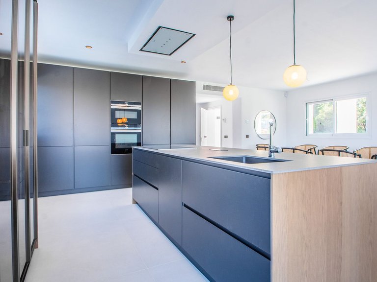 Villa for Sale in Inland La Mairena, Malaga 23