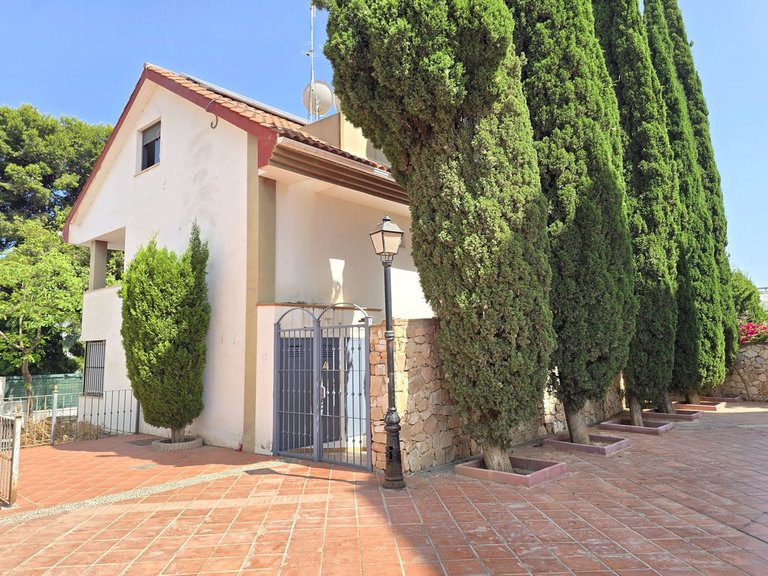 Town House for Sale in Benalmadena Costa, Malaga 1