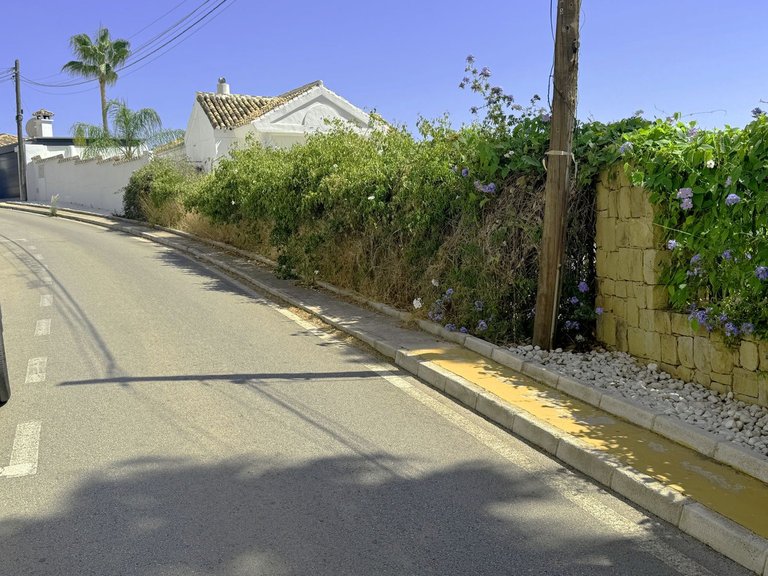 Plot for Sale in Nueva Andalucía, Malaga 12