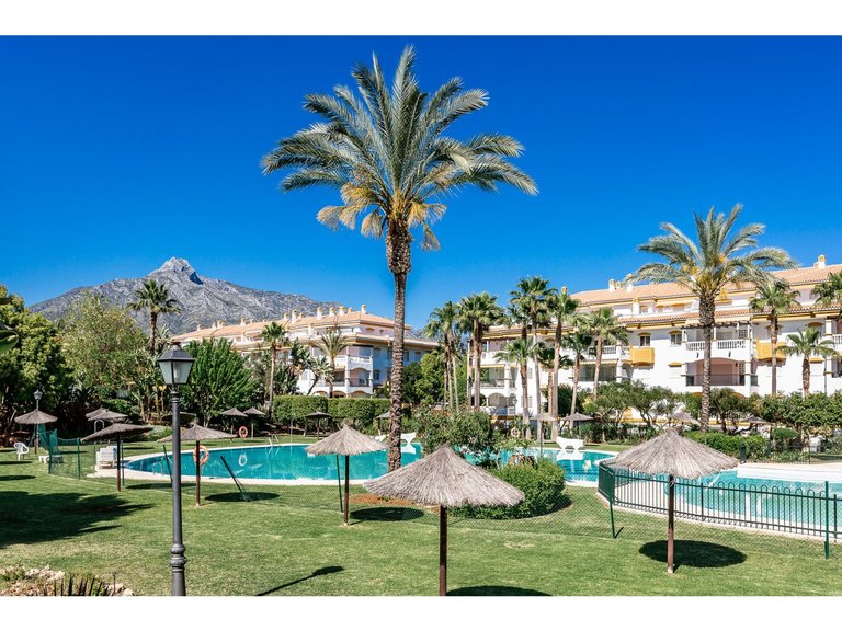 Apartment for Sale in Nueva Andalucía, Malaga 3