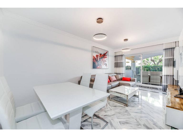 Apartment for Sale in Nueva Andalucía, Malaga 6