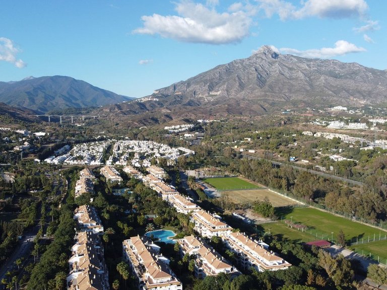 Apartment for Sale in Nueva Andalucía, Malaga 7
