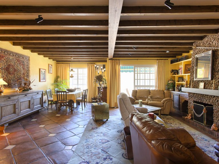 Villa for  in Benahavís, Malaga 4