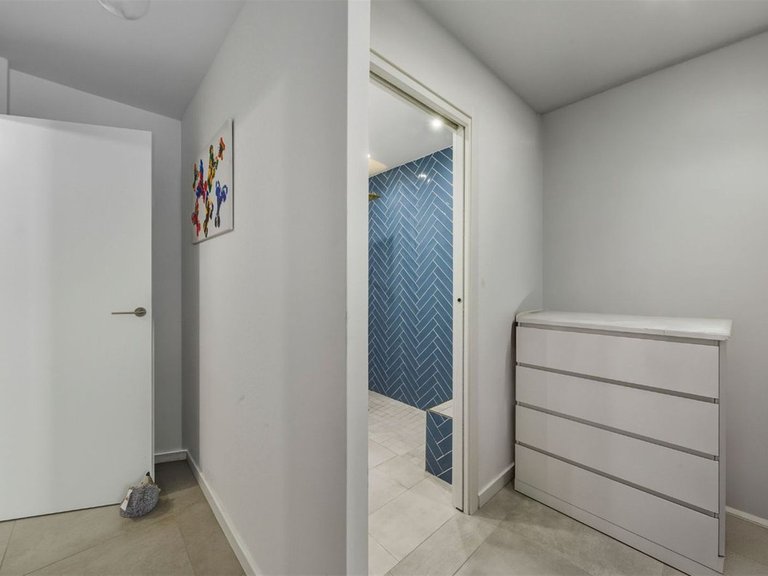 Apartment for Sale in Costa del Sol, Benalmadena, Malaga 10