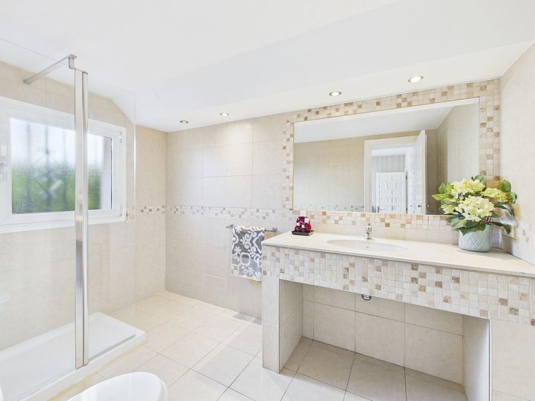 Villa for  in Marbella, Malaga 15
