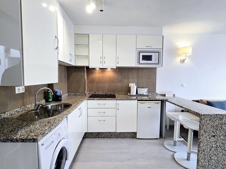 Apartment for Sale in Puerto Banús, Malaga 10