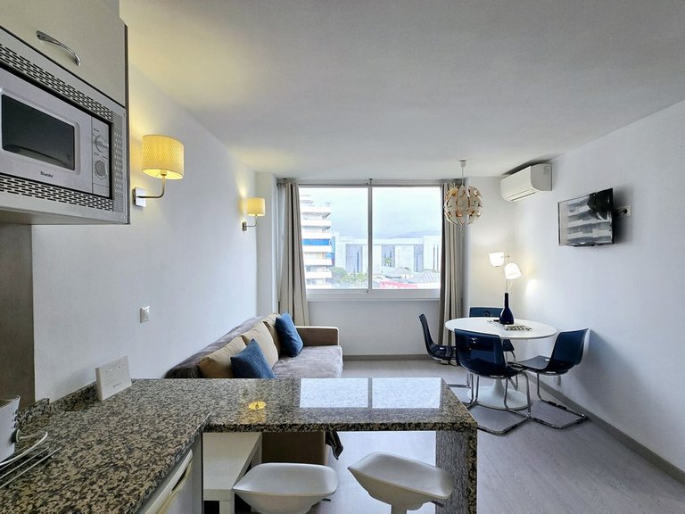 Apartment for Sale in Puerto Banús, Malaga 11
